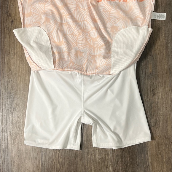 Tommy Bahama Golf Orange and White Patterned Skort Size Large - Picture 8 of 9
